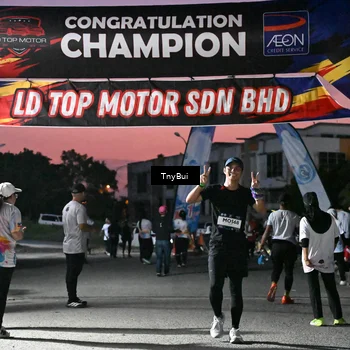 Runner Photo 7697212