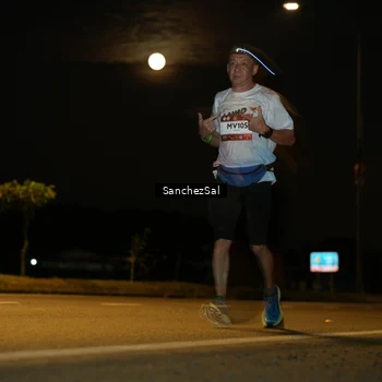 Runner Photo 7697214
