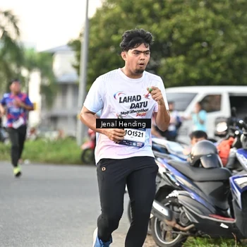 Runner Photo 7697215
