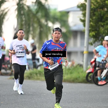 Runner Photo 7697231