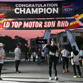 Runner Photo 7697238