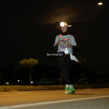 Runner Photo 7697262