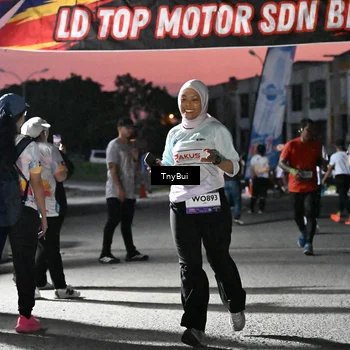 Runner Photo 7697276