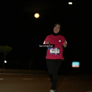 Runner Photo 7697301