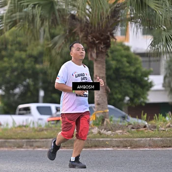 Runner Photo 7697310