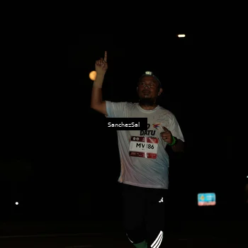 Runner Photo 7697312