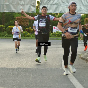 Runner Photo 7697315