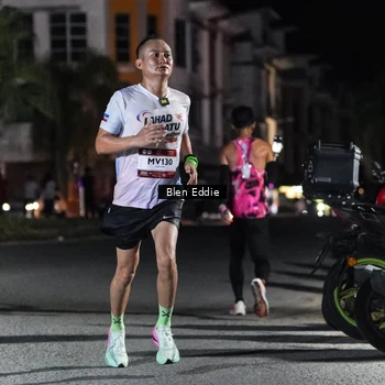 Runner Photo 7697322