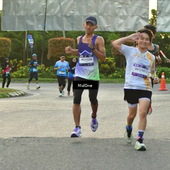 Runner Photo 7697325
