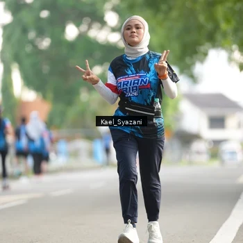 Runner Photo 7697349