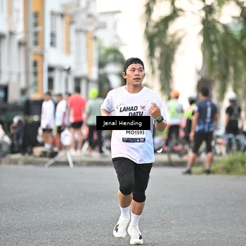 Runner Photo 7697350