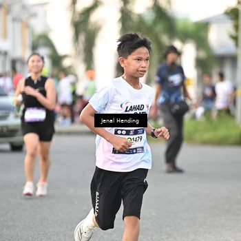 Runner Photo 7697381
