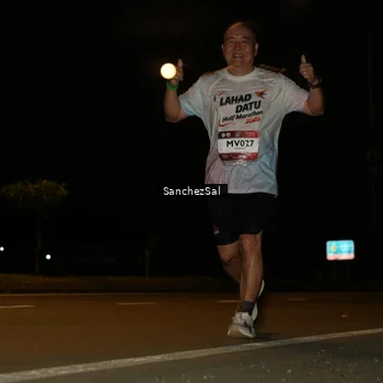 Runner Photo 7697391