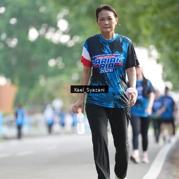 Runner Photo 7697402