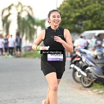 Runner Photo 7697414