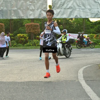 Runner Photo 7697429