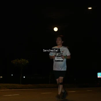 Runner Photo 7697439