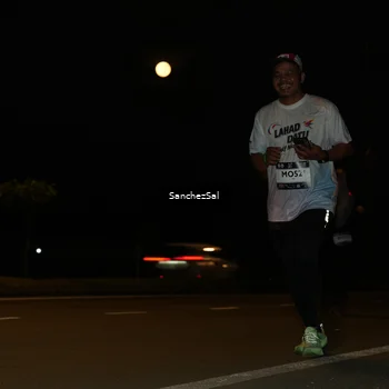 Runner Photo 7697445