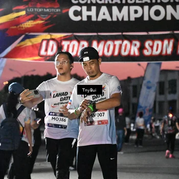Runner Photo 7697460