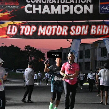 Runner Photo 7697467