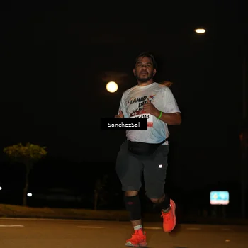 Runner Photo 7697500