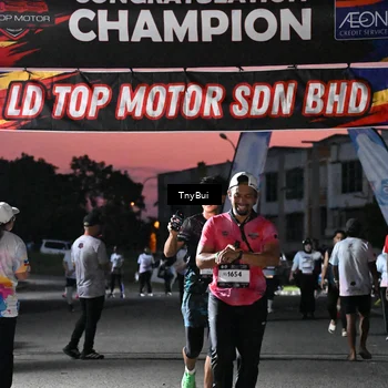 Runner Photo 7697518