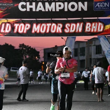 Runner Photo 7697531