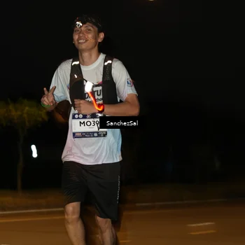 Runner Photo 7697536