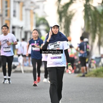 Runner Photo 7697544