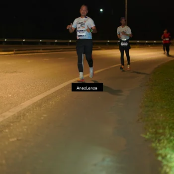 Runner Photo 7697557