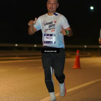 Runner Photo 7697574