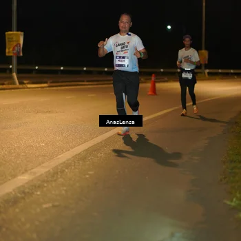 Runner Photo 7697575