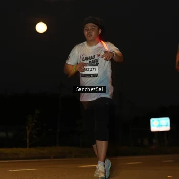 Runner Photo 7697664
