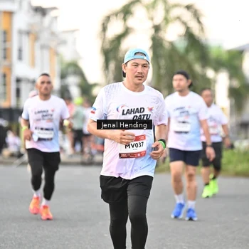 Runner Photo 7697667