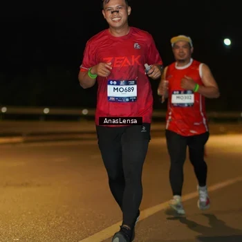Runner Photo 7697713