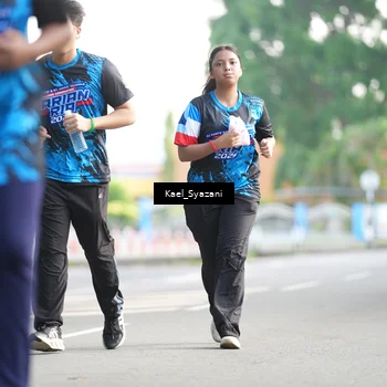 Runner Photo 7697786