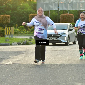 Runner Photo 7697796