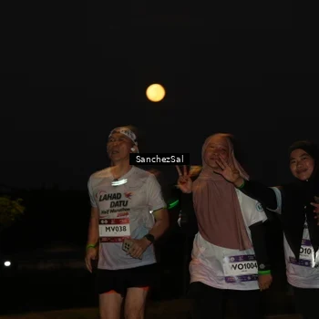 Runner Photo 7697798