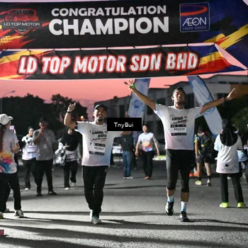 Runner Photo 7697835