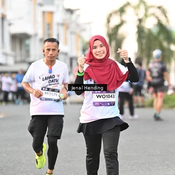 Runner Photo 7697848