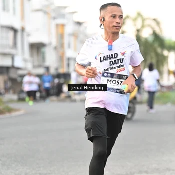 Runner Photo 7697849