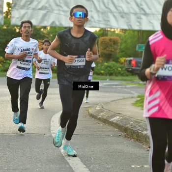 Runner Photo 7697860