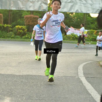 Runner Photo 7697872