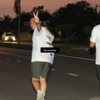 Runner Photo 7697876