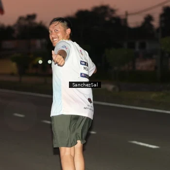 Runner Photo 7697878