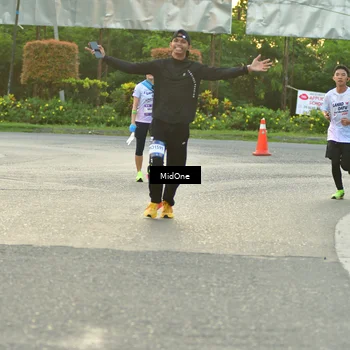 Runner Photo 7697881