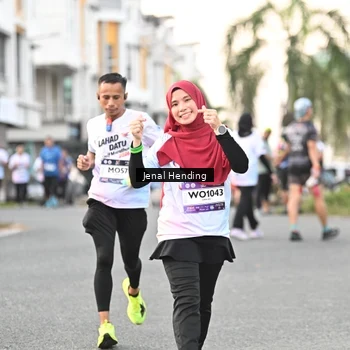 Runner Photo 7697882