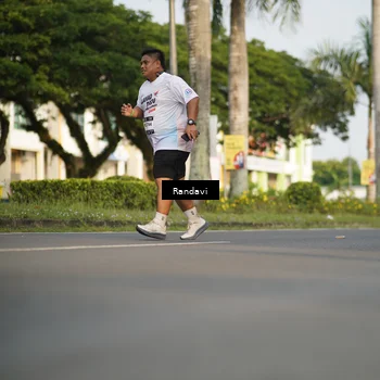 Runner Photo 7697889