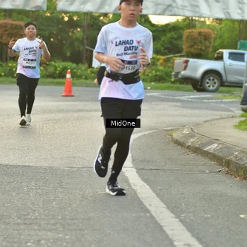 Runner Photo 7697935