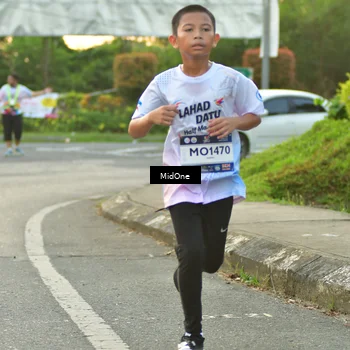 Runner Photo 7697936